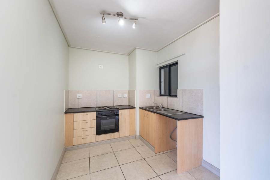 1 Bedroom Property for Sale in Royal Ascot Western Cape